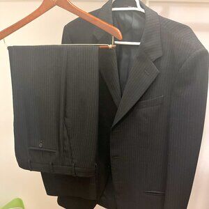 Authentic Armani Collezioni Men's Suit FULL SET- 40R / 32x32